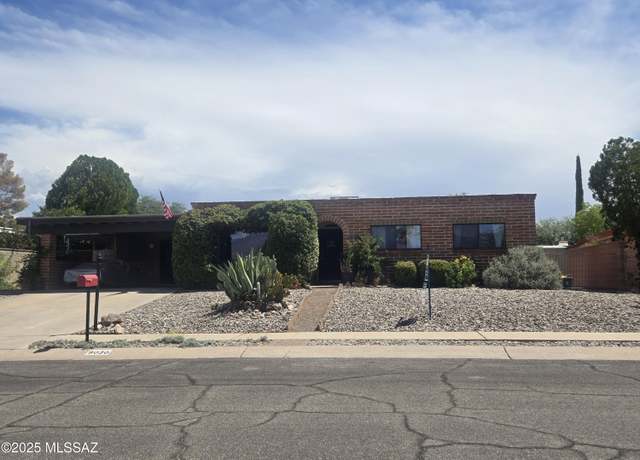 Property at 9030 E 3rd St, Tucson, AZ 85710, 3 beds, 2 baths