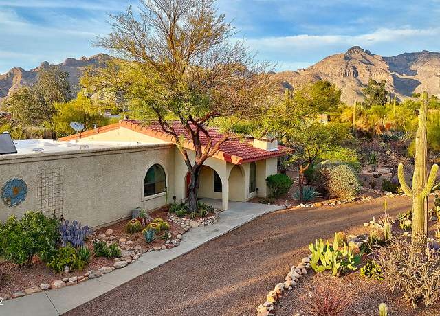 Property at 801 E Camino De Fray Marcos, Tucson, AZ 85718, 3 beds, 2.5 baths