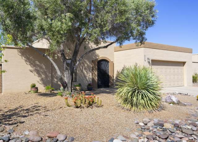Property at 9030 E Waverly St, Tucson, AZ 85715, 4 beds, 2.5 baths