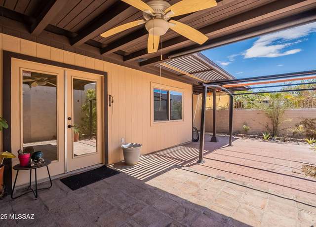 Property at 977 W Lockwood Ln, Tucson, AZ 85704, 3 beds, 2 baths