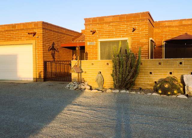 Property at 5800 N Placita Esplendora, Tucson, AZ 85718, 3 beds, 2 baths