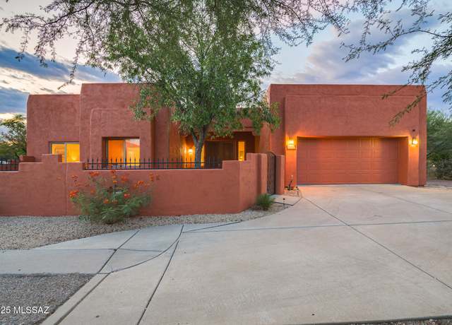 Property at 10583 E George Brookbank Pl, Tucson, AZ 85747, 3 beds, 2 baths