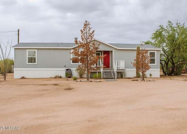 Property at 7140 N Carless Ln, Tucson, AZ 85743, 3 beds, 2 baths