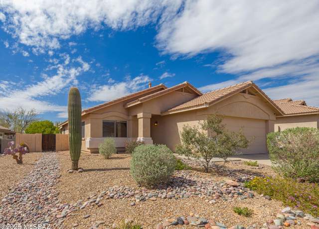 Property at 13237 N Classic Overlook Ct, Oro Valley, AZ 85755, 3 beds, 2 baths