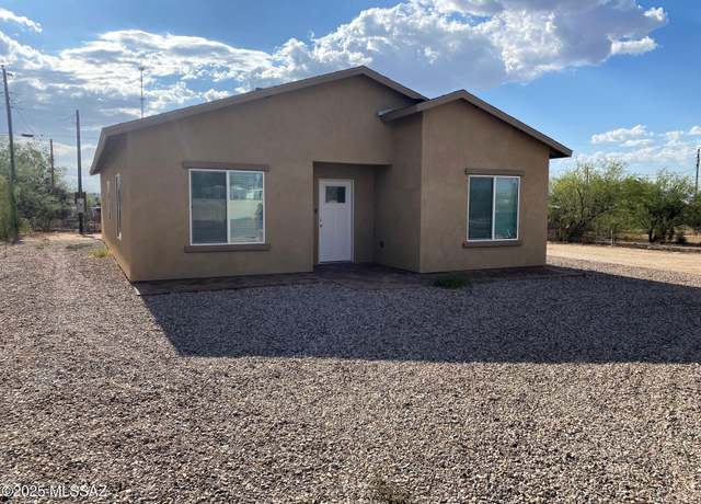 Property at 9464 S Vicki Dr, Tucson, AZ 85736, 3 beds, 2 baths