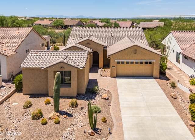 Property at 1107 N Night Heron Dr, Green Valley, AZ 85614, 3 beds, 3.5 baths