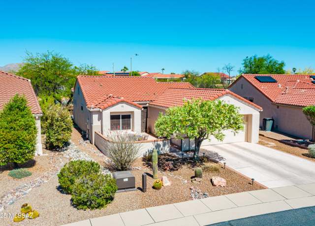 Property at 14227 N Willow Bend Dr, Oro Valley, AZ 85755, 2 beds, 2 baths