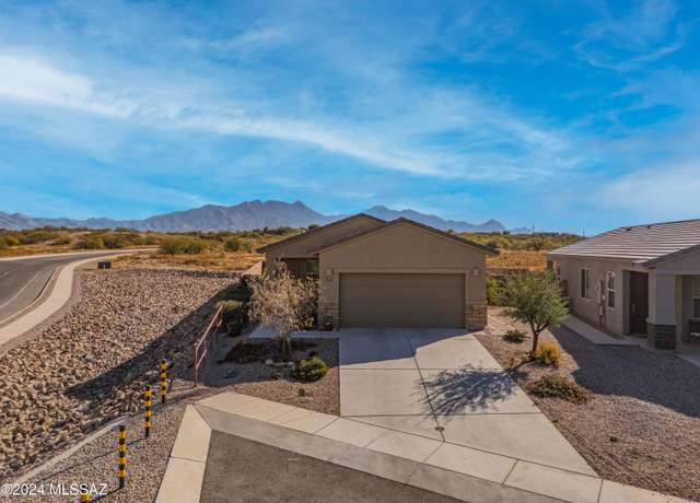 Property at 818 E Catwalk Pl, Sahuarita, AZ 85614, 3 beds, 2 baths