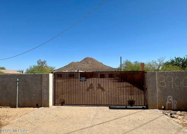 Property at 3900 W Calle Torim, Tucson, AZ 85746, 4 beds, 3 baths