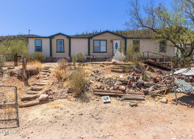 Property at 10211 N Silverbell Rd, Tucson, AZ 85743, 3 beds, 2 baths