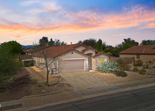 Property at 8875 E La Palma Dr, Tucson, AZ 85747, 4 beds, 2 baths