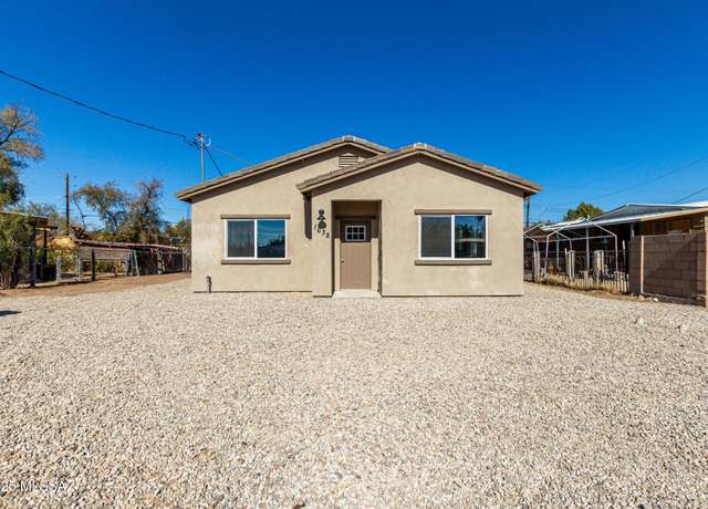 Property at 1638 W Higgins Ln, Tucson, AZ 85705, 3 beds, 2 baths