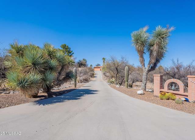 Property at 351 W Calle Lecho, Green Valley, AZ 85622, 3 beds, 2 baths