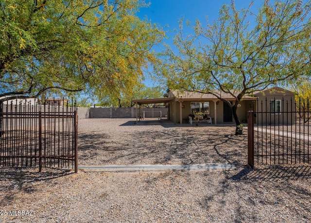 Property at 3250 E 24th St, Tucson, AZ 85713, 2 beds, 1 bath
