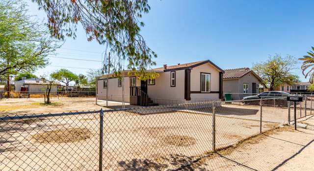 Photo of 3058 W Emerald Cir, Tucson, AZ 85705