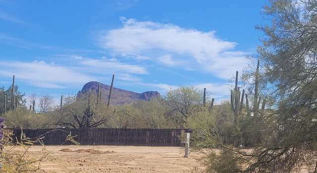 Photo of 7130 N Featherstone Trl, Tucson, AZ 85743