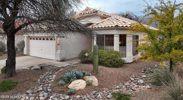 Photo of 7621 E Via Los Arbustos, Tucson, AZ 85750