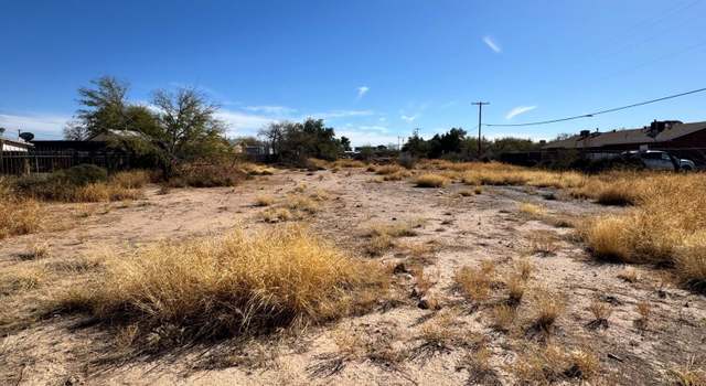 Photo of 400 E Aragon Rd, Tucson, AZ 85756