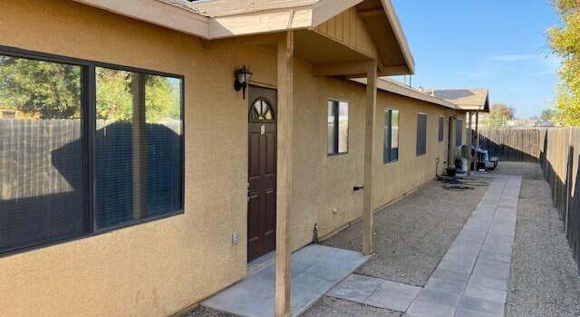 Photo of 702 W Simmons Rd, Tucson, AZ 85705