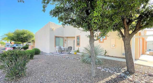 Photo of 524 W Parkwood Ct, Green Valley, AZ 85614