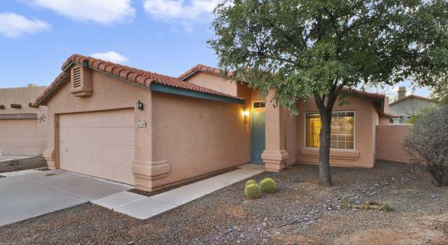 Photo of 144 E Mesquite Crest Pl, Oro Valley, AZ 85755