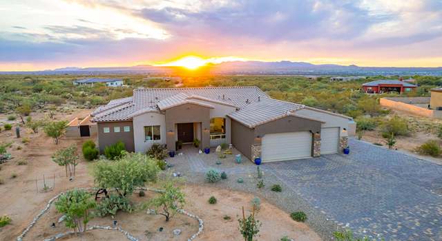 Photo of 233 N Palomino Run Pl, Sahuarita, AZ 85629