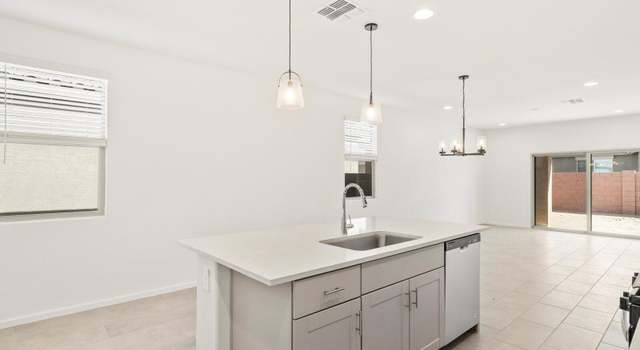 Photo of 13097 N Farmhouse Ln, Marana, AZ 85653