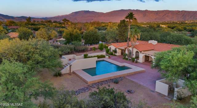 Photo of 2071 N Powder Horn Dr, Tucson, AZ 85749