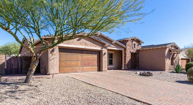 Photo of 3956 N Foothills Club Loop, Tucson, AZ 85750
