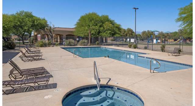 Photo of 6550 E Brushback Loop, Tucson, AZ 85756