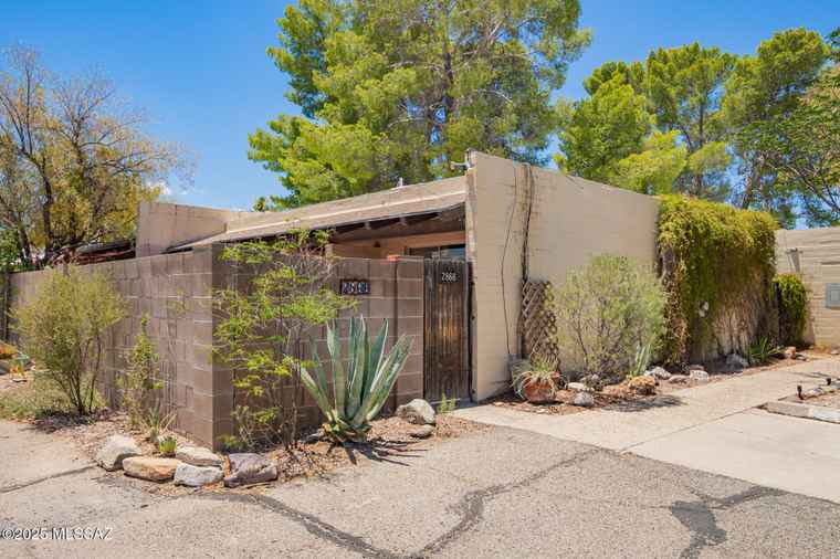 Photo of 2866 N Beverly Ave Tucson, AZ 85712