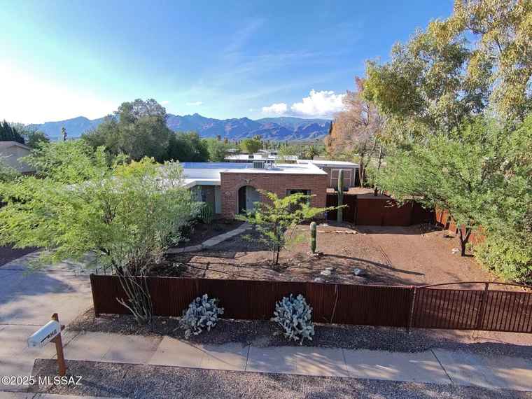 Photo of 9481 E Calle Eunice Tucson, AZ 85715