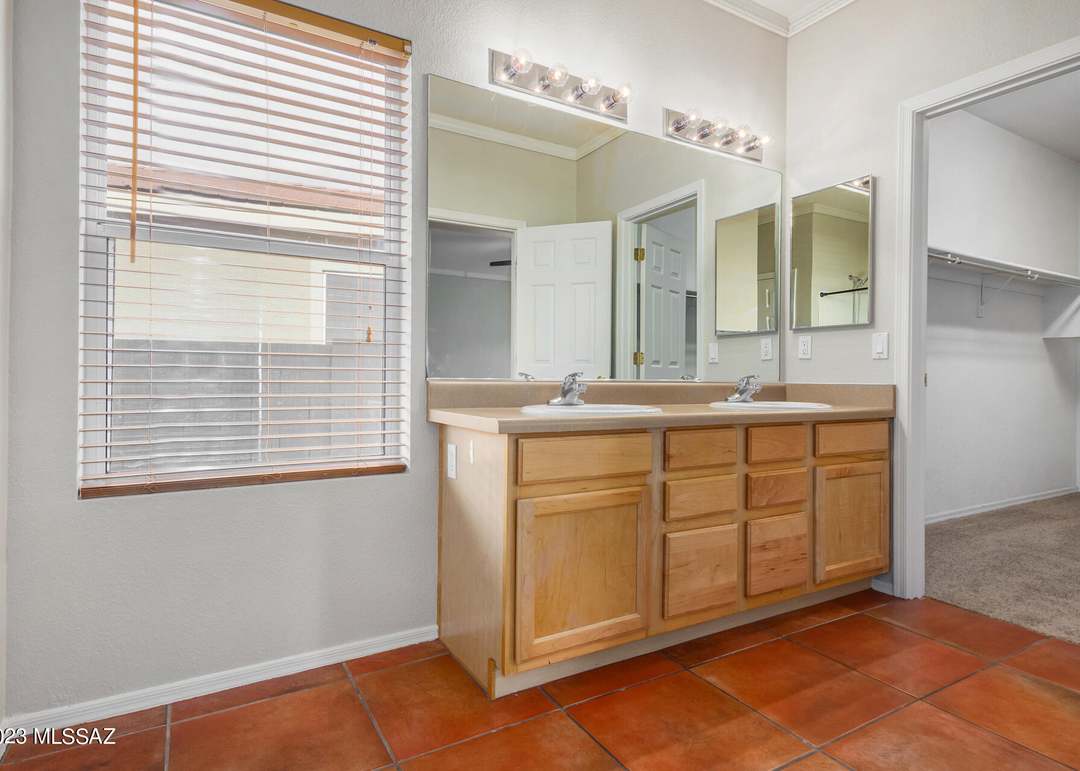 10833 S Camino San Clemente, Vail, AZ 85641