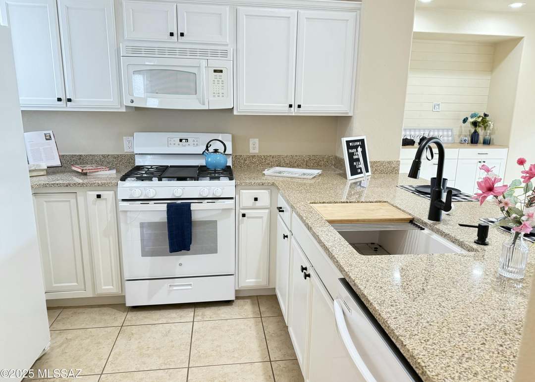 4364 Big Bend St, Sierra Vista, AZ 85650