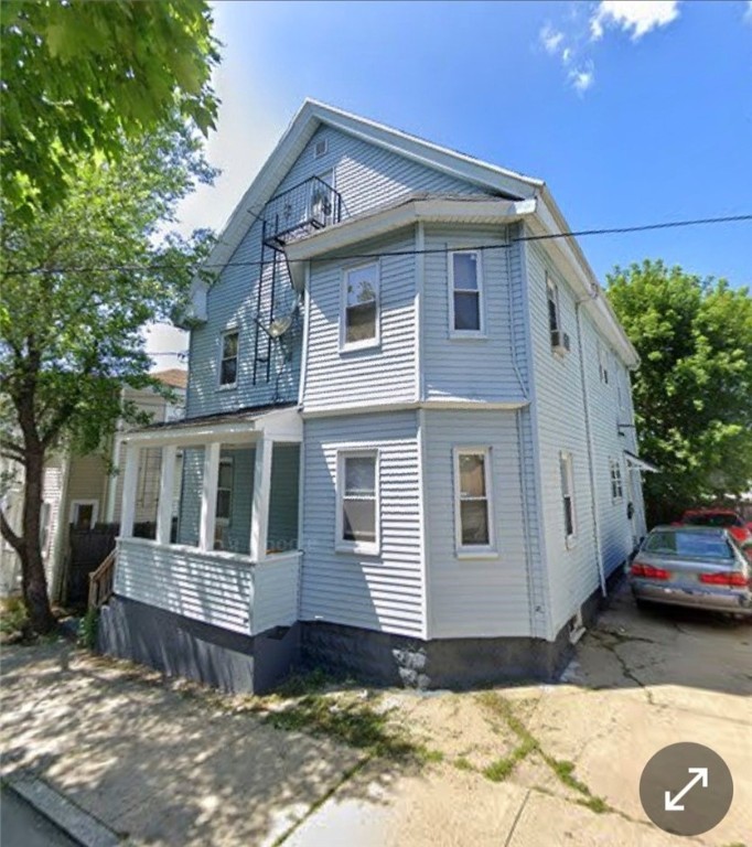 34 Hillhurst Ave, Providence, RI 02909 | MLS# 1351607 | Redfin