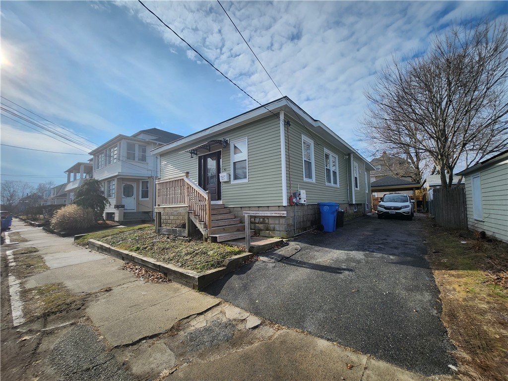 9 Harding Ave, Cranston, RI 02905 | Redfin