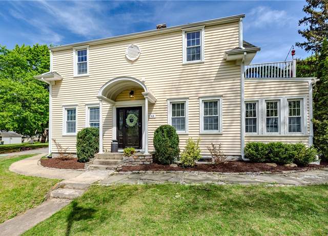 Property at 43 Brayton Rd, Smithfield, RI 02917, 4 beds, 2 baths