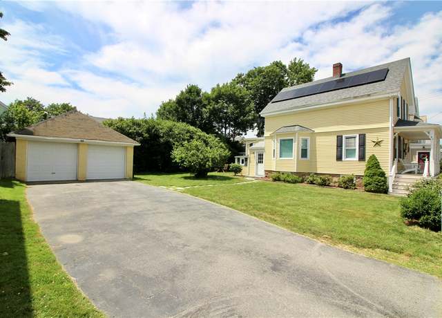 Property at 16 Congdon Ave, Newport, RI 02840, 3 beds, 1.5 baths