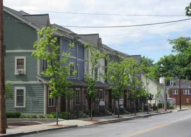 Property at 94 Barton St, Pawtucket, RI 02860, 3 beds, 1.5 baths
