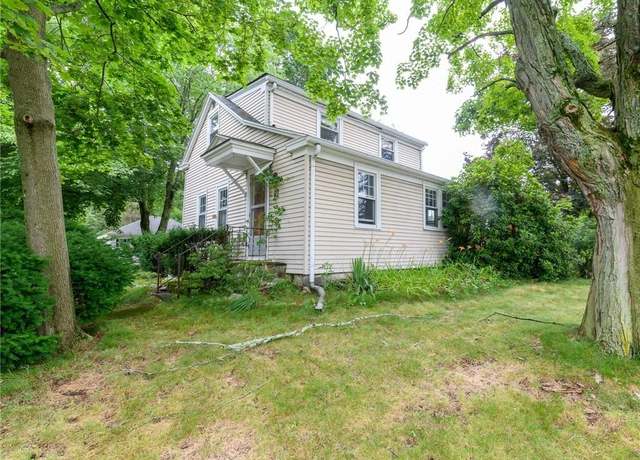 Property at 209 Waterman Ave, North Providence, RI 02911, 2 beds, 1 bath