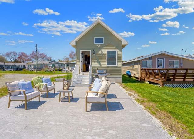 Property at 64 46 Burnside Ave, Narragansett, RI 02882, 1 bed, 1 bath