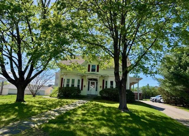 Property at 1207 Mendon Rd, Woonsocket, RI 02895, 4 beds, 2 baths