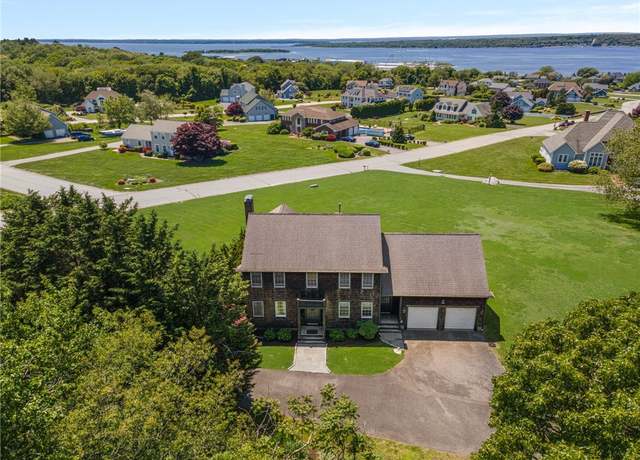 Property at 121 King Charles Dr, Portsmouth, RI 02871, 4 beds, 2.5 baths