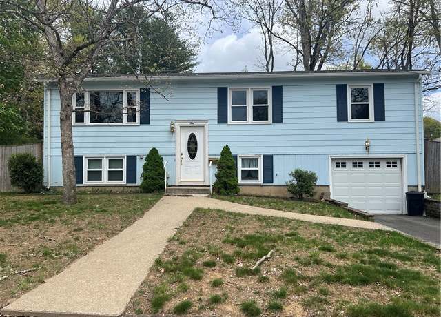 Property at 10 Lawnwood Rd, Coventry, RI 02816, 3 beds, 1 bath