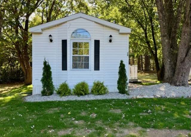 Property at 28 Airport Rd, Coventry, RI 02816, 2 beds, 2 baths