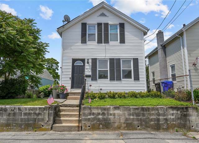 Property at 457 Bullocks Point Ave, East Providence, RI 02915, 3 beds, 1 bath