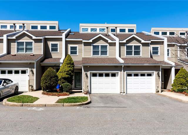 Property at 115 Rolling Hill Rd Unit F-5, Portsmouth, RI 02871, 2 beds, 2.5 baths