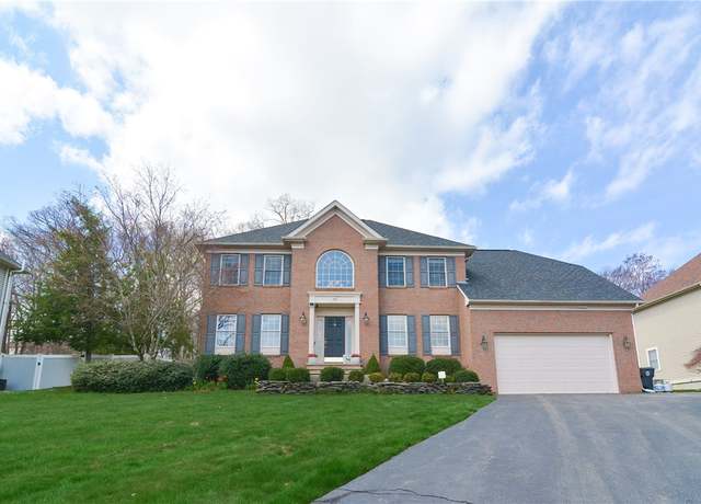 Property at 30 Susan Dr, Cumberland, RI 02864, 3 beds, 2.5 baths