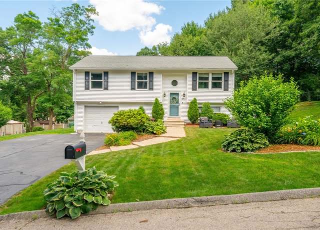 Property at 97 Hill Top Dr, Johnston, RI 02919, 3 beds, 1.5 baths