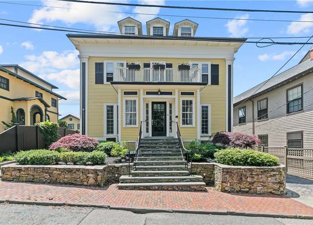 Property at 75 Pelham St Unit B, Newport, RI 02840, 3 beds, 2 baths